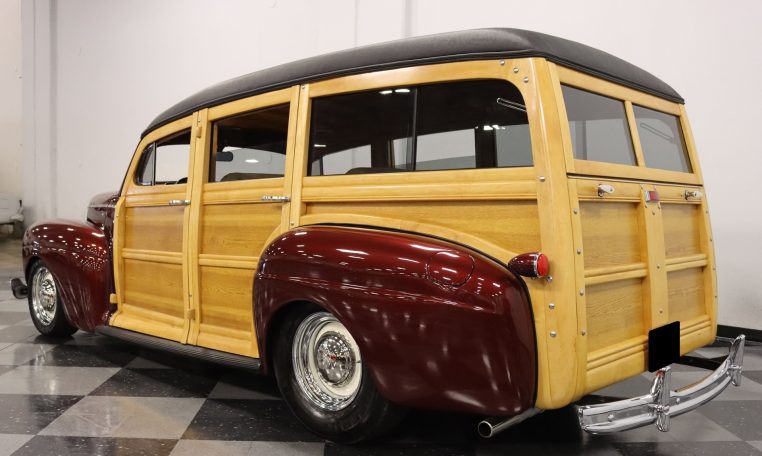 1941 ford super deluxe woody wagon