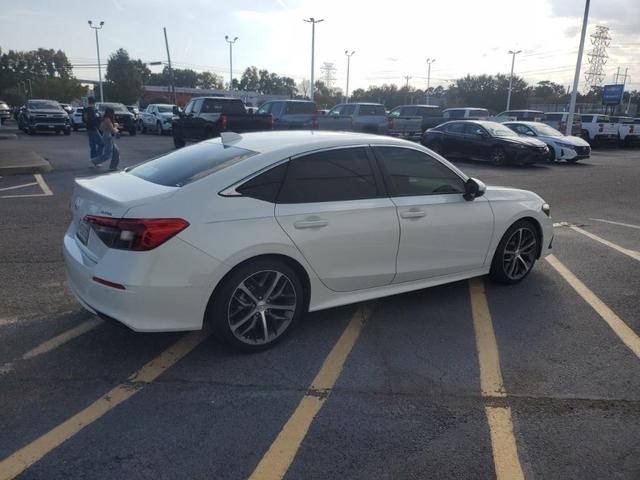 2022 honda civic touring