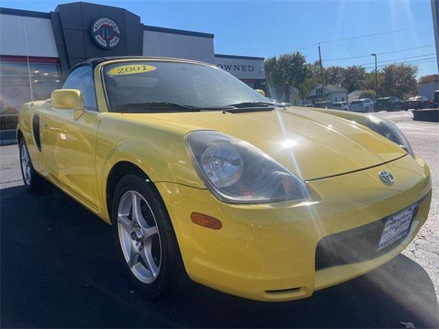 2001 toyota mr2 base