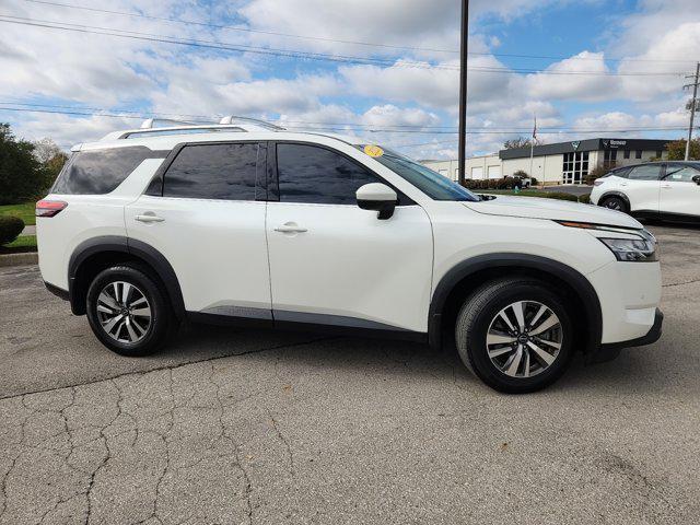 2023 nissan pathfinder sl 4wd