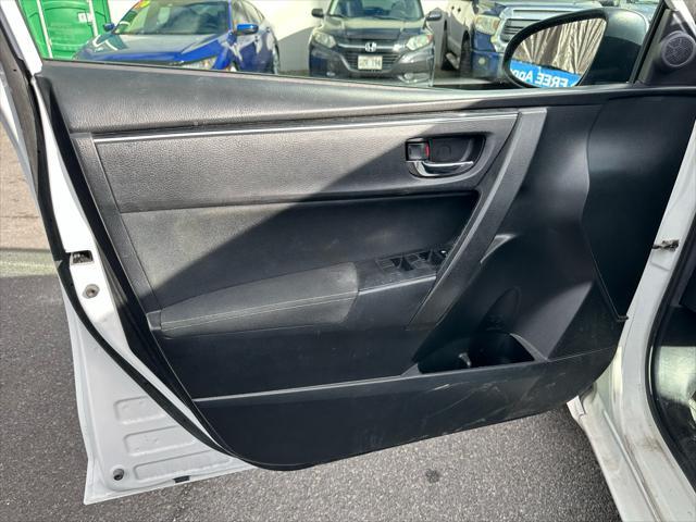 2018 toyota corolla le