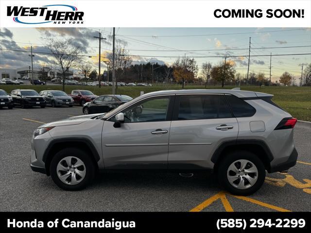 2022 toyota rav4 le