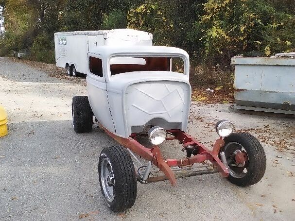 1932 ford 3-window vintage fiberglass replica with 2" chop sitting on frame incl