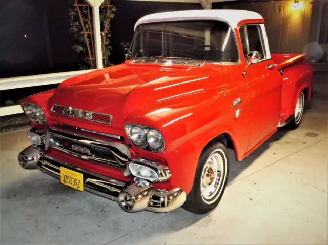 1958 gmc factory v8 automatic big back window with s.s. trim