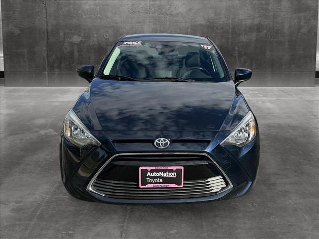 2017 toyota yaris ia base