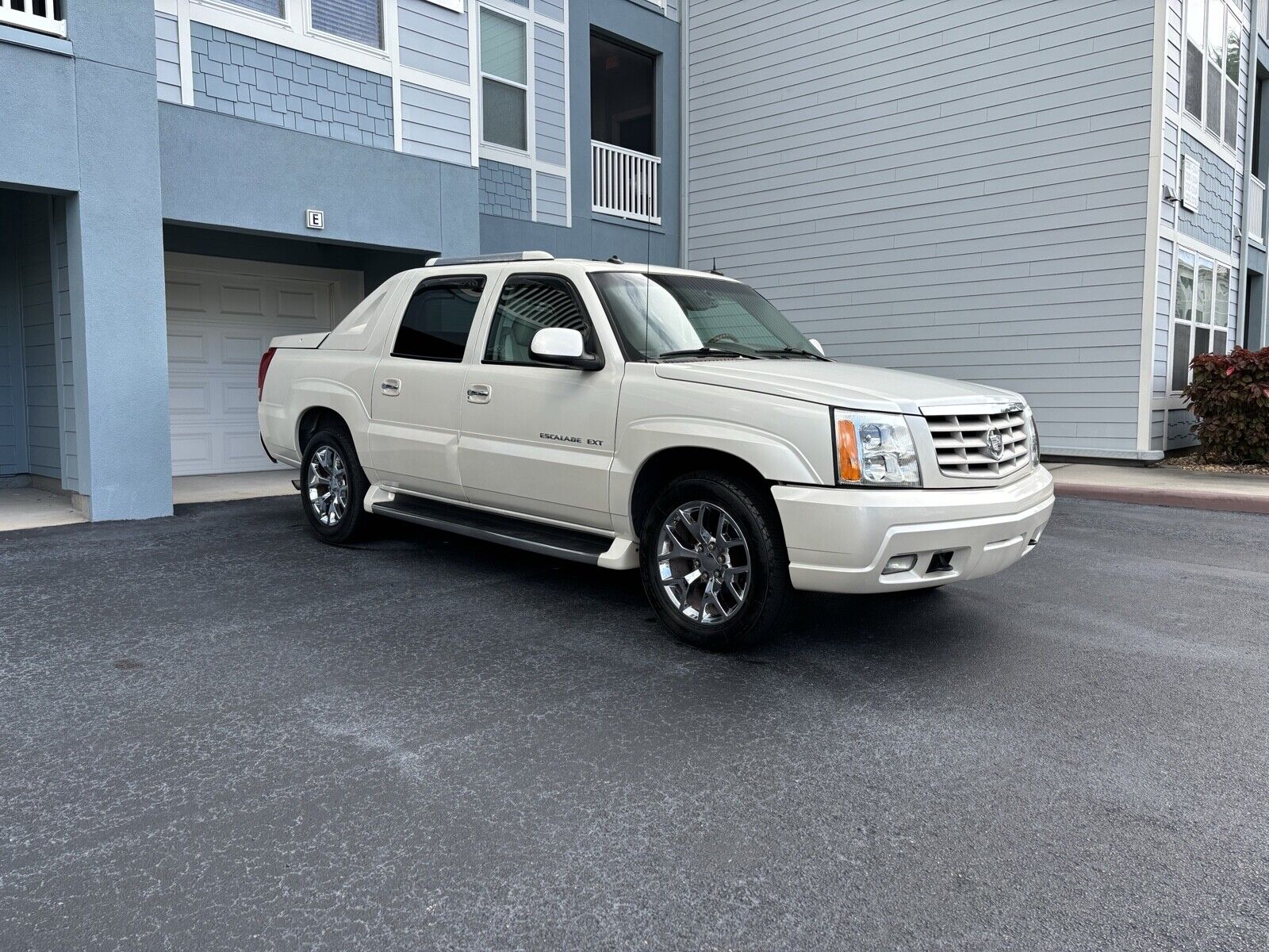 2003 cadillac escalade ext