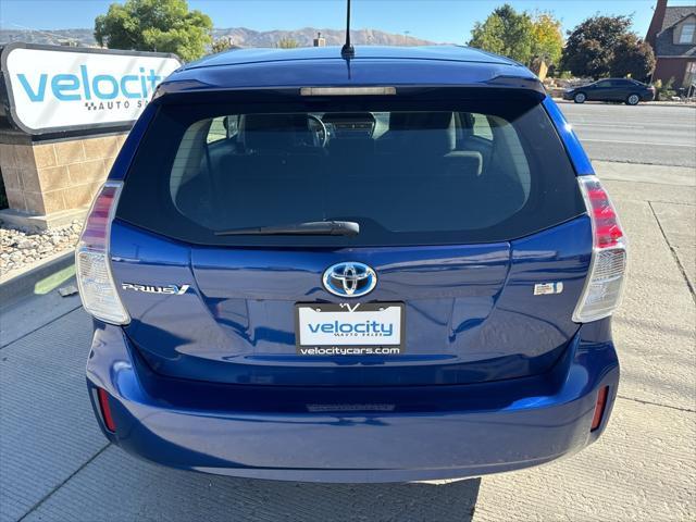 2016 toyota prius v two
