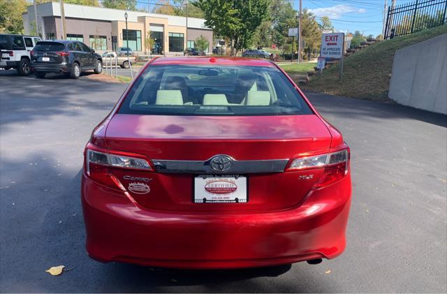 2014 toyota camry xle
