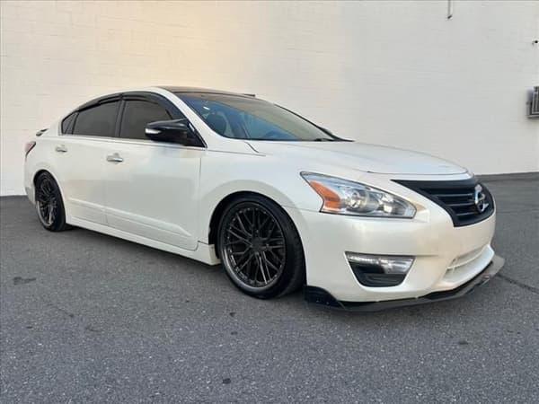 2015 nissan altima in manhattan, new york