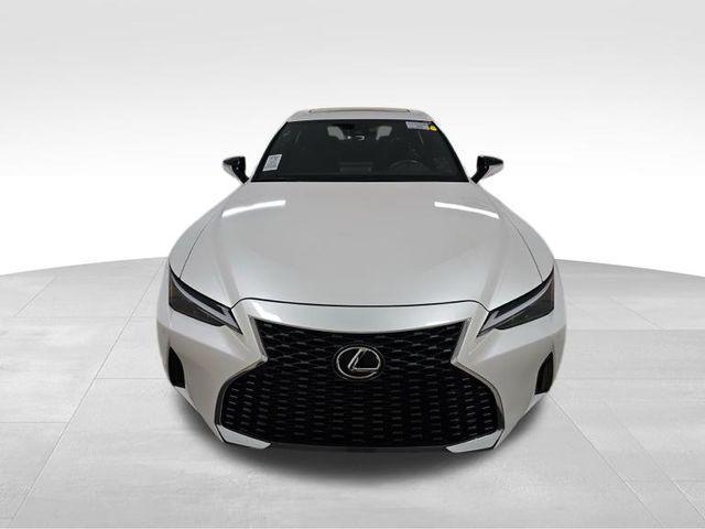 2023 lexus is 300 base