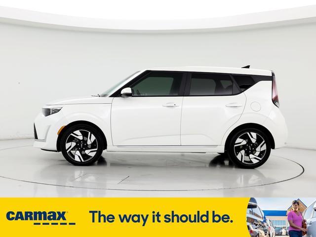 2023 kia soul gt-line