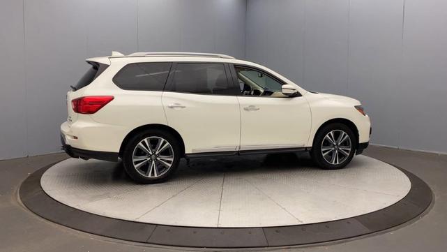 2019 nissan pathfinder platinum