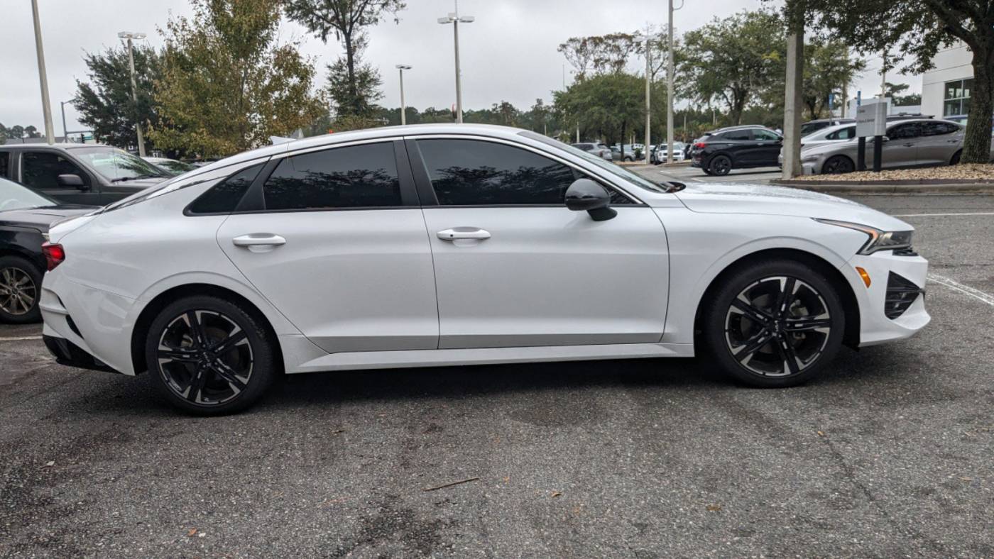 2024 kia k5 gt-line