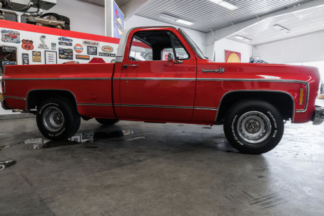 1974 chevrolet c10 rare cheyenne super | factory ac truck | crimson red/white