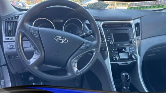 2014 hyundai sonata hybrid base