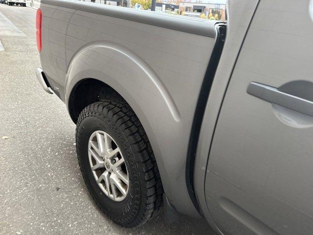 2016 nissan frontier sv