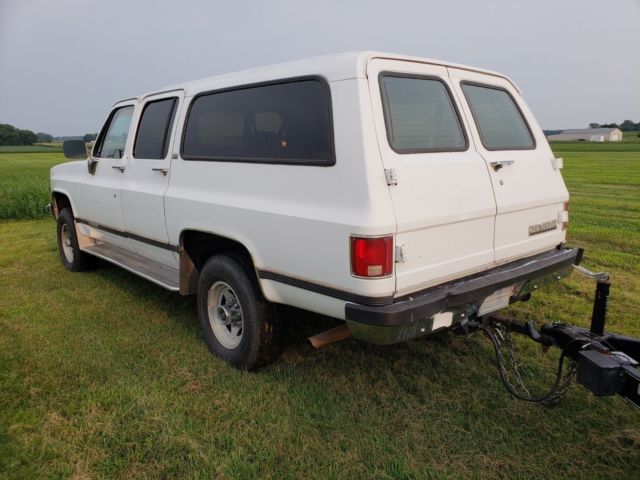 1991 chevrolet suburban k2500 - 350 v8, rust free!