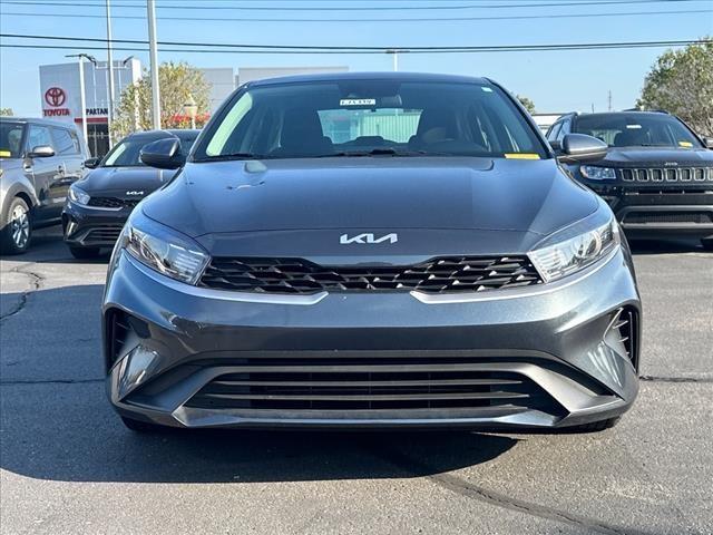 2022 kia forte lxs