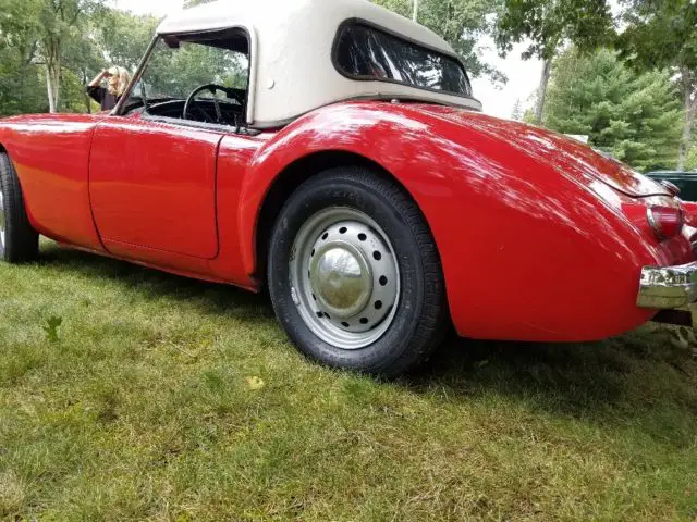 1962 mga mkii with hard top, good driver, lowered reserve!!!!