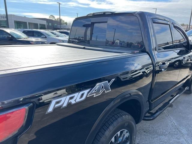 2021 nissan titan pro-4x