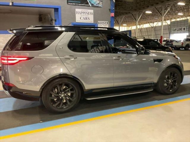 2020 land rover discovery landmark edition