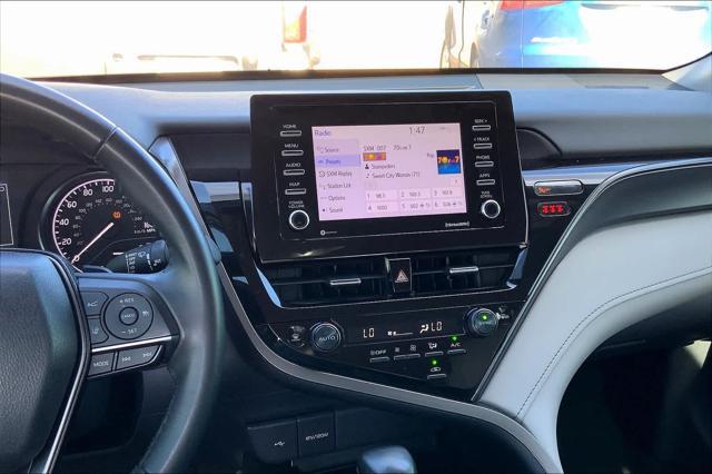 2023 toyota camry se