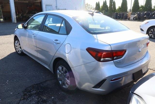 2022 kia rio s