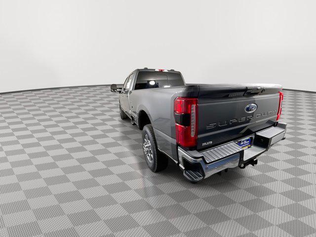 2023 ford f-350 lariat