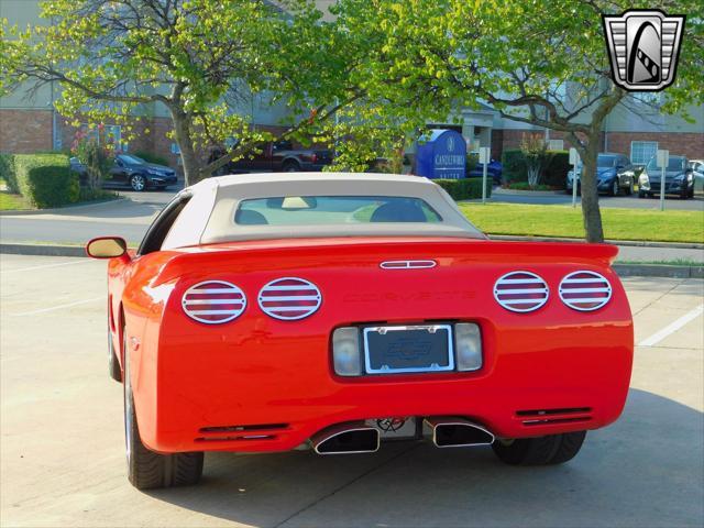 2001 chevrolet corvette base