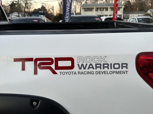 2010 toyota tundra grade
