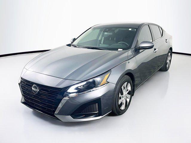 2023 nissan altima s fwd