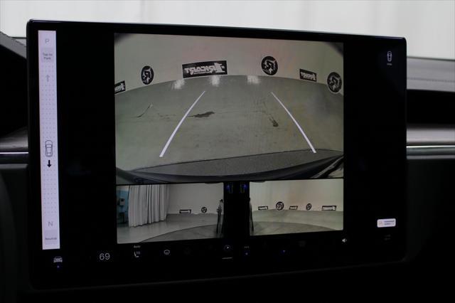 2023 tesla model s base