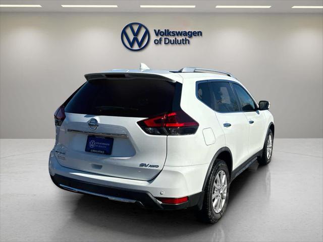 2020 nissan rogue sv