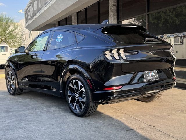 2023 ford mustang mach-e