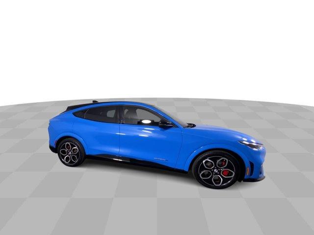 2022 ford mustang mach-e gt