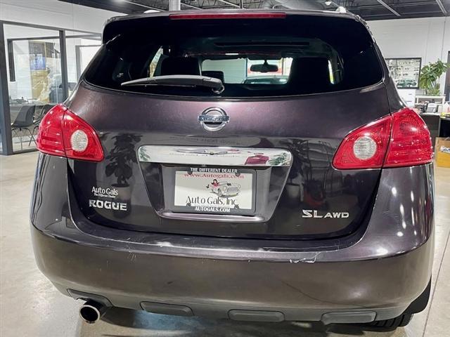 2011 nissan rogue sv