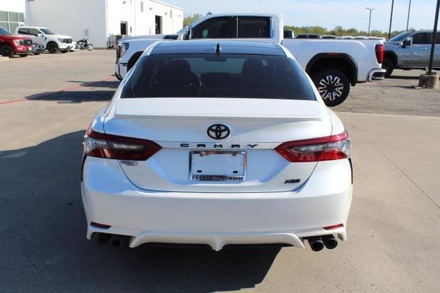 2021 toyota camry xse