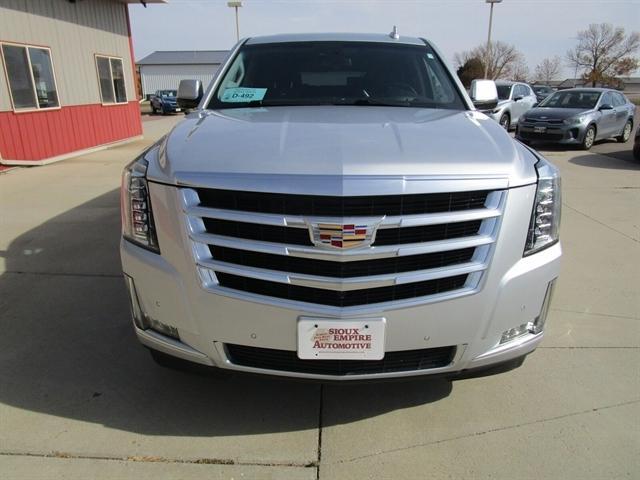 2018 cadillac escalade esv luxury