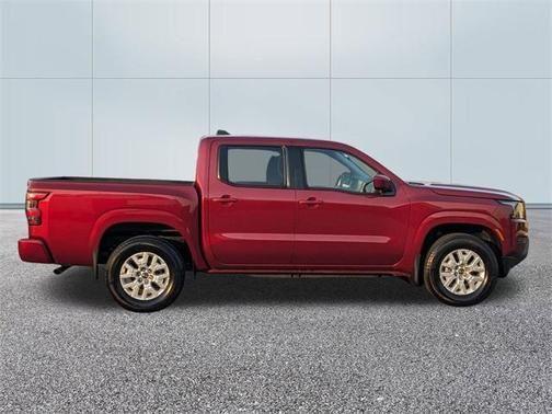 2022 nissan frontier