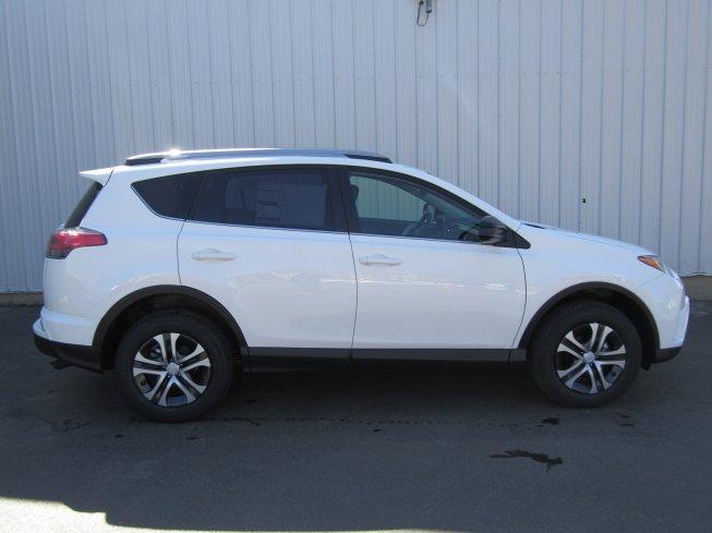 2018 toyota rav4 awd le for sale in laconia, new hampshire