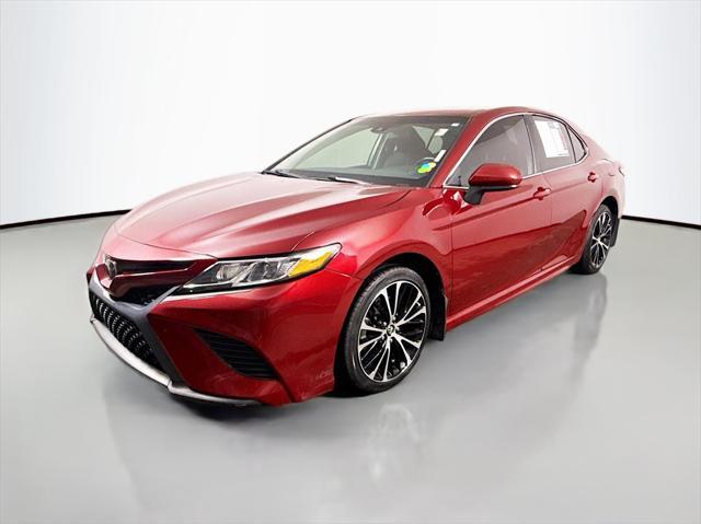 2018 toyota camry se