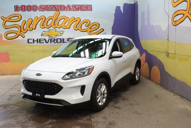 2021 ford escape se