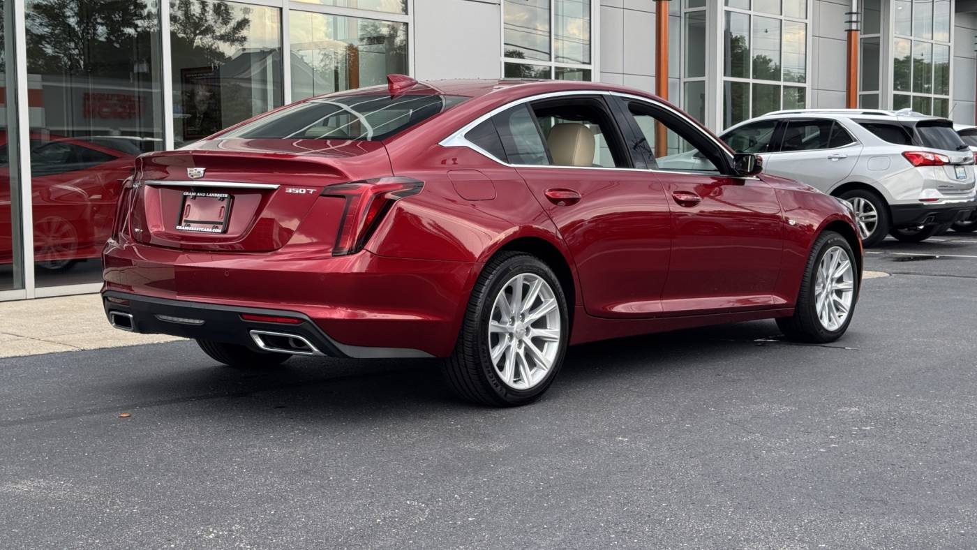 2023 cadillac ct5 luxury