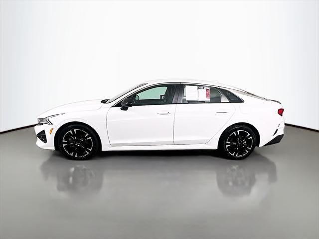 2022 kia k5 gt-line
