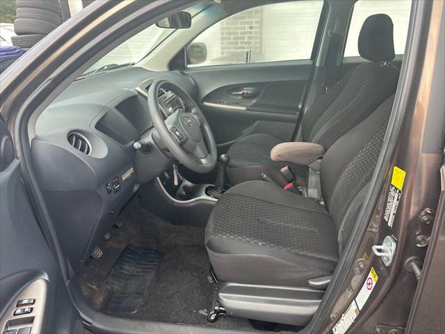 2011 scion xd base 4dr hatchback 5m
