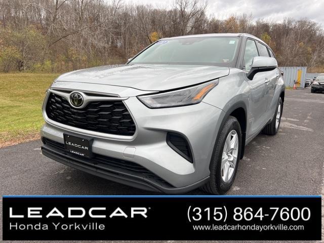 2022 toyota highlander l