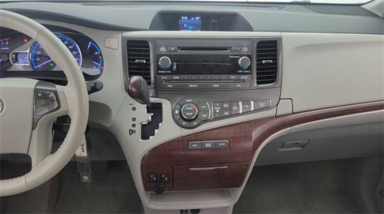 2014 toyota sienna