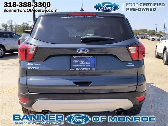 2019 ford escape se