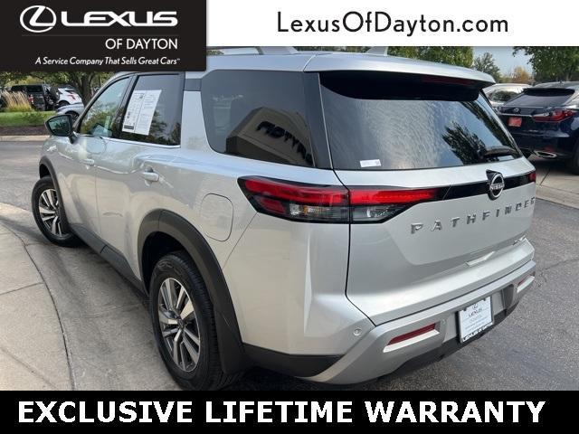 2023 nissan pathfinder sl