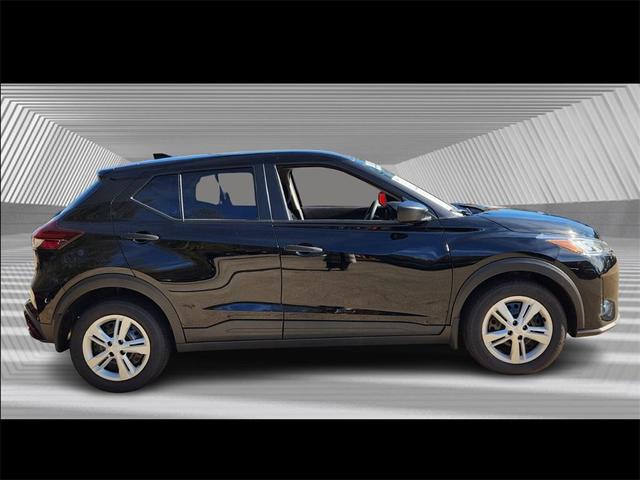 2024 nissan kicks s